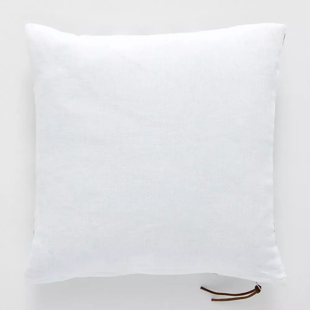 Leaf Cushion 50x50 4 Leaf Cushion 50x50 - Image 2