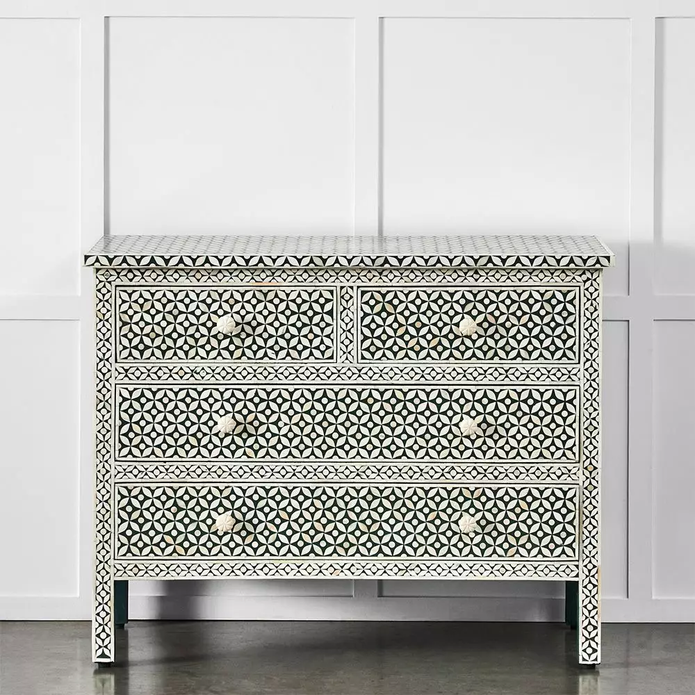 Richardson Chest 4 Richardson Chest - Image 2